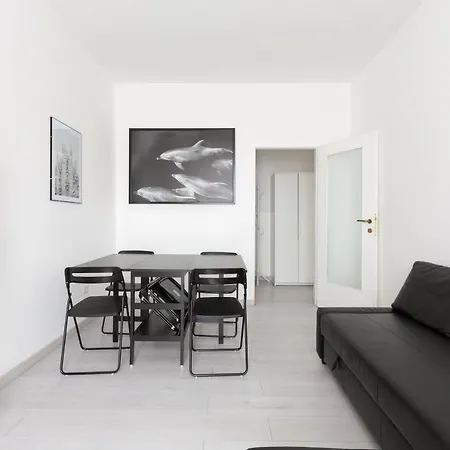 Apartmán With Balcony -bisceglie Red Line Subway