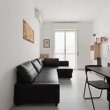 Apartmán With Balcony -bisceglie Red Line Subway *